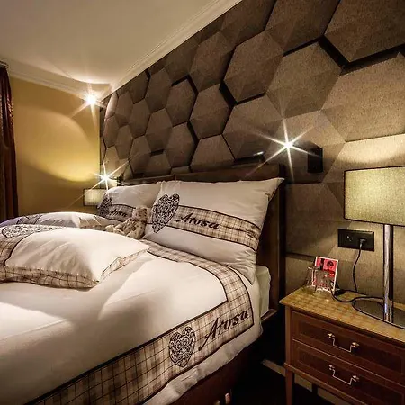 Touring Hotel Arosa
